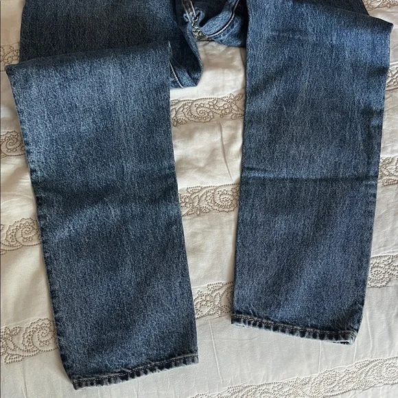 Levi’s 501- Classic High-Rise Straight Leg Blue Jeans - Picture 9 of 9
